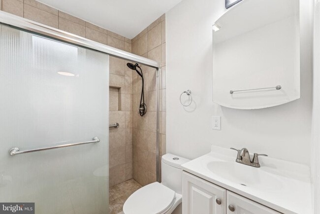 Building Photo - 3409 Southern Ave SE