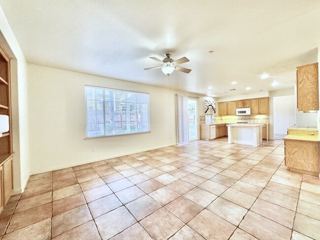 Building Photo - 1207 Silverton Way