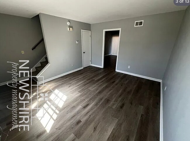 Building Photo - 1 Hartsville Dr