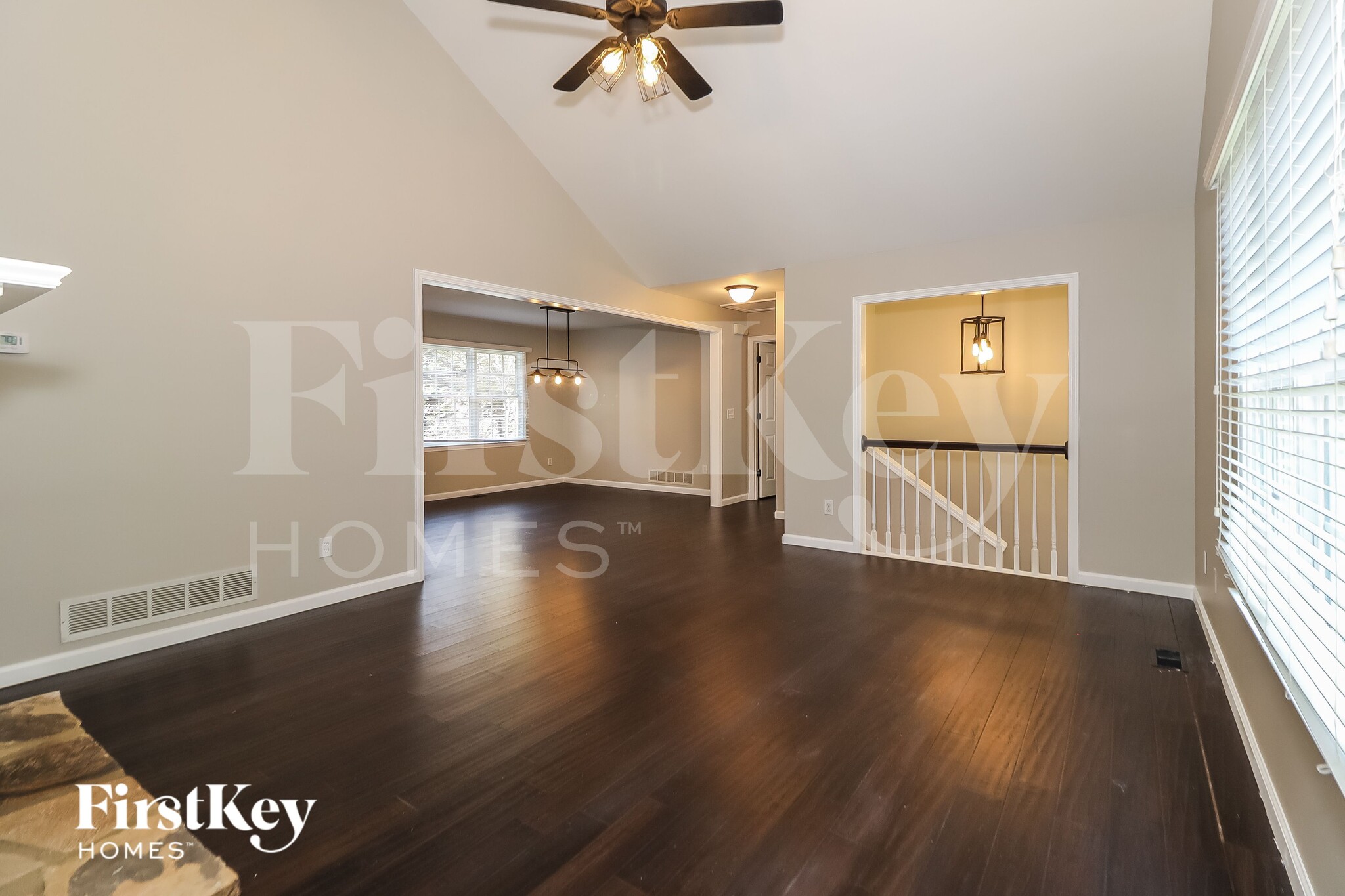 Building Photo - 189 Michael St