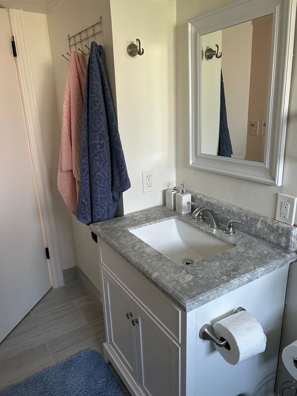 Building Photo - 2125 710 N