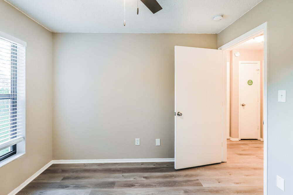 Building Photo - 1021 Wainright Dr