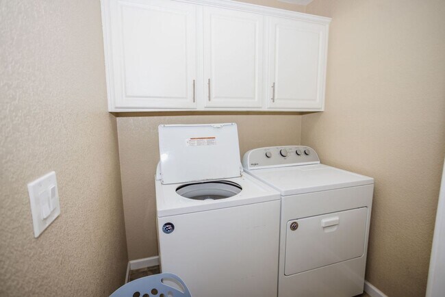 Building Photo - Your Year-Round Retreat in LHC!