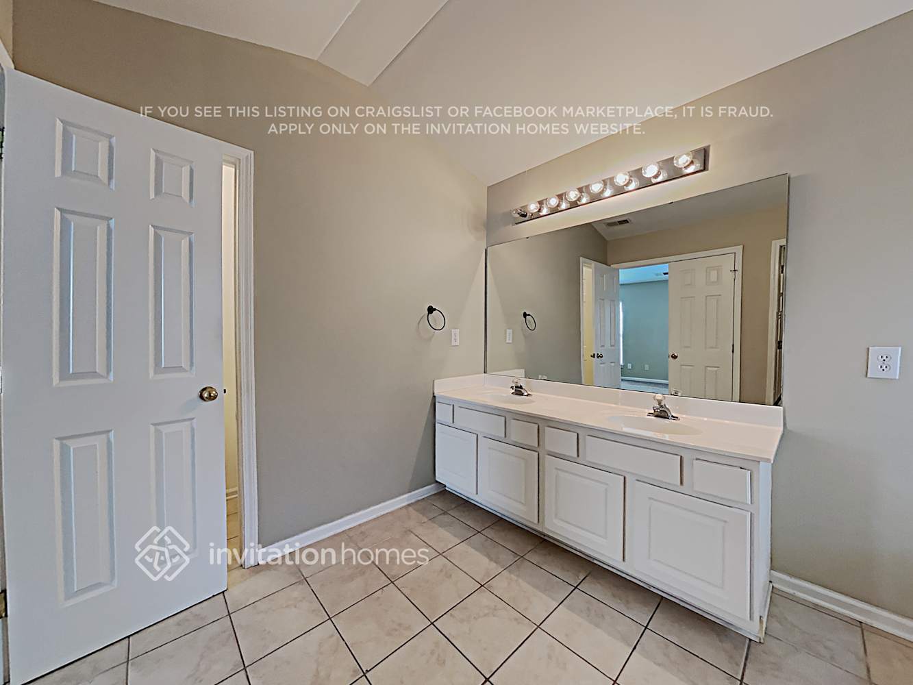 Building Photo - 105 N Audubon Ave