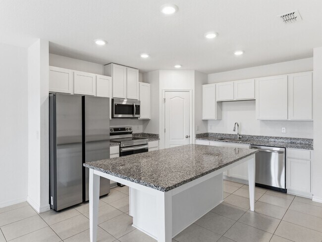 Building Photo - Practically brand-new 3 BR/2.5 BA/1 Car Garage Townhome in Mirada