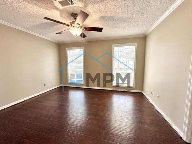 Building Photo - 307 Briarcliff Dr