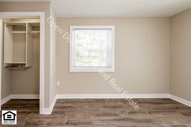 Building Photo - 4 bedroom home now available!