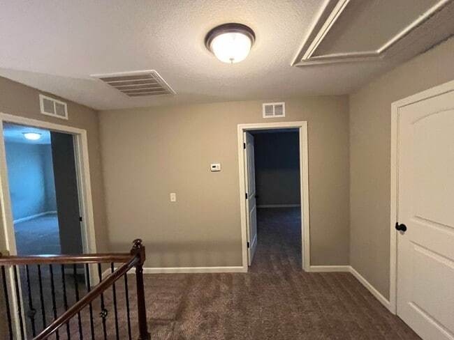 Building Photo - Located in Wrenwood Subdivision!!