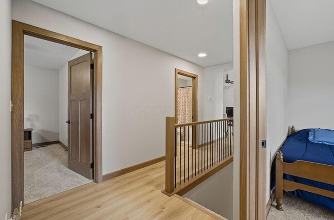 Building Photo - 557 Cannondale Ave