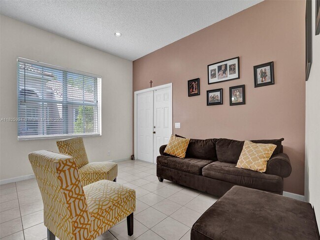 Building Photo - 938 Bluewood Terrace