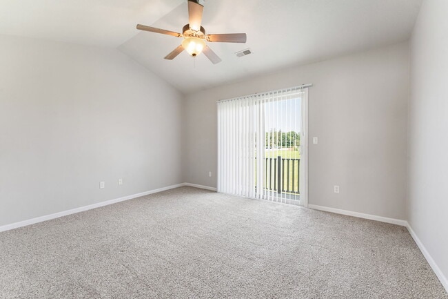 Building Photo - 202 Taddeo Dr