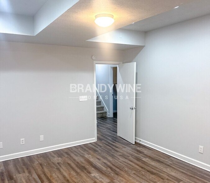 Building Photo - 4527 Hickory Grove Dr NW
