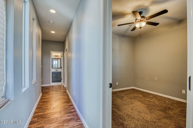 Building Photo - 14509 Holly Springs