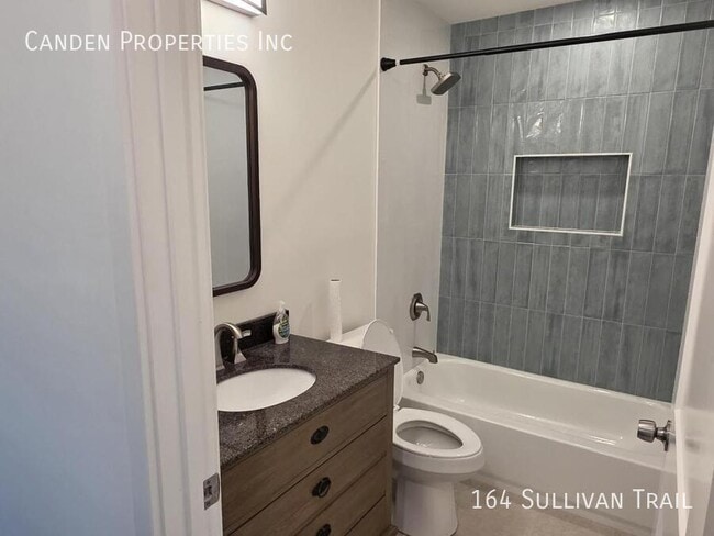 Building Photo - 164 Sullivan Trail