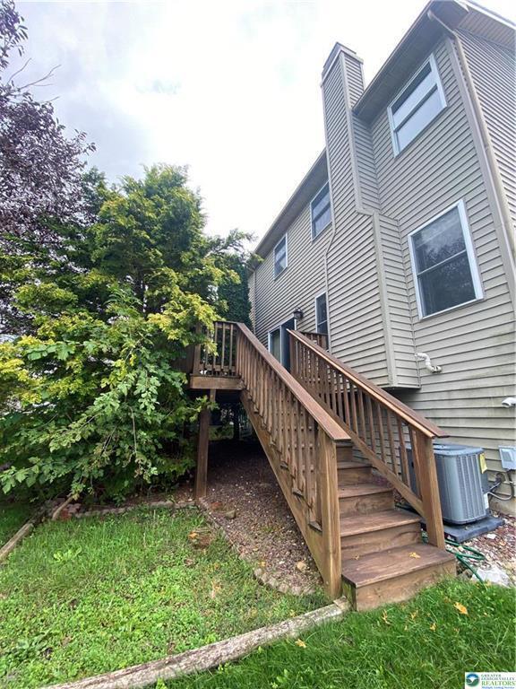 Building Photo - 207 Stephanie Dr