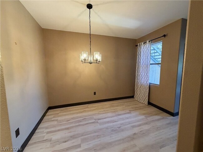 Building Photo - 8000 W Badura Ave