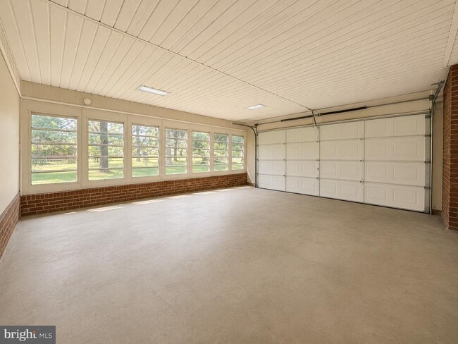 Building Photo - 12658 Scaggsville Rd