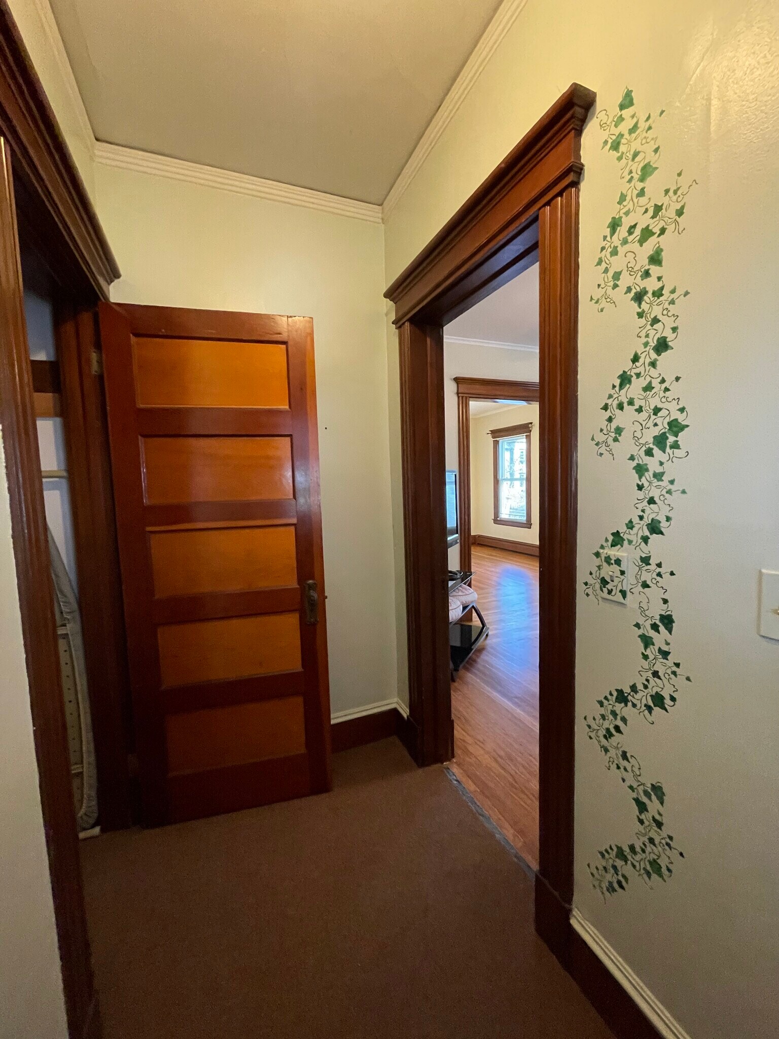 Building Photo - 8 Woodland St