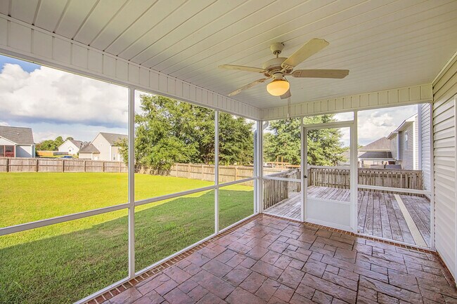 Building Photo - 355 Lockwood Dr