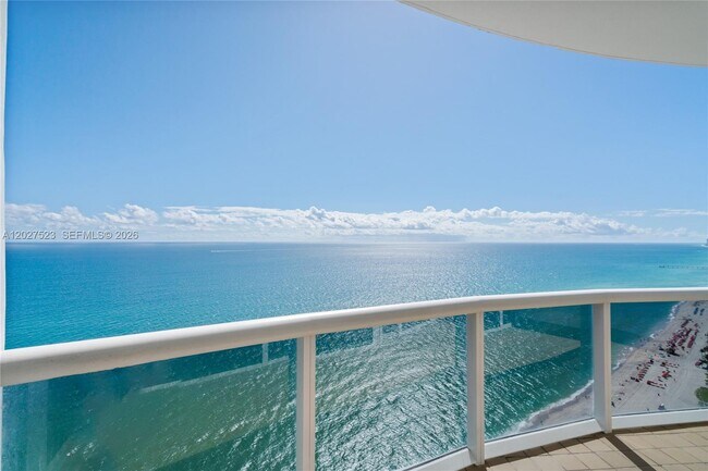 Building Photo - 18201 Collins Ave