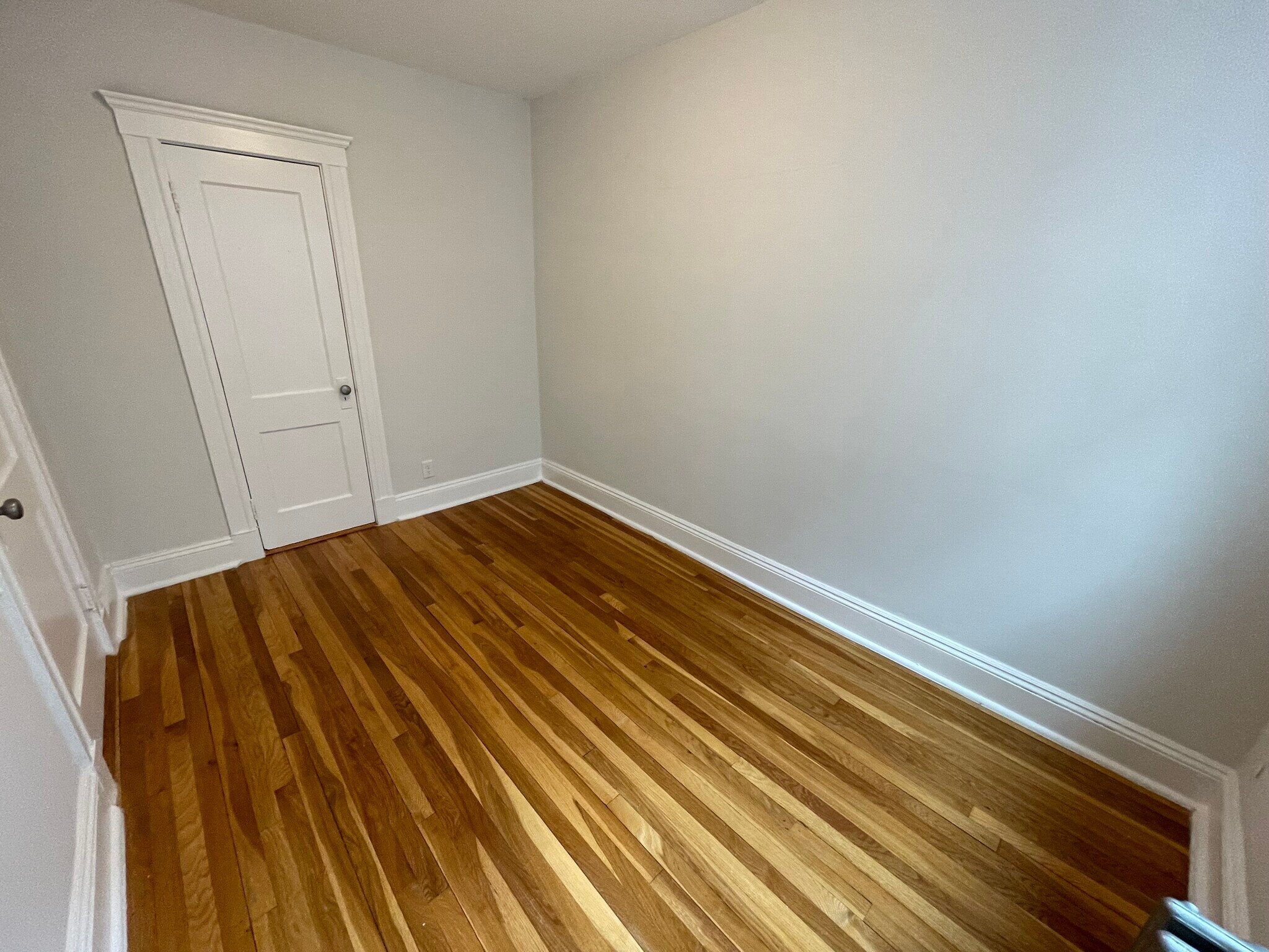 Building Photo - 260 Chestnut Hill Ave