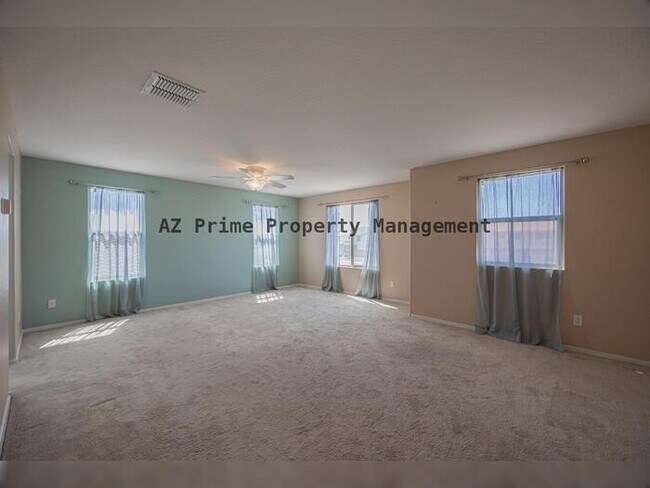 Building Photo - 218 N 109th Dr