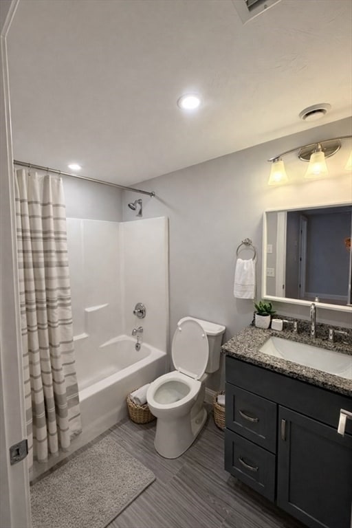 Building Photo - 46 Church St