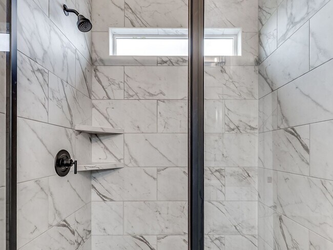 Building Photo - Beautiful New Construction Home in Edmond/Oklahoma City