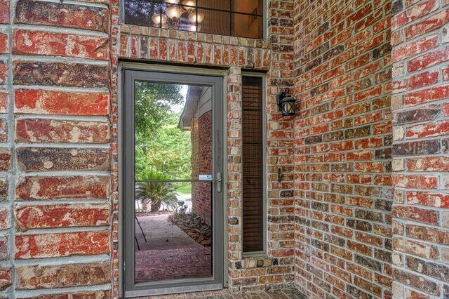 Building Photo - 107 Cove W