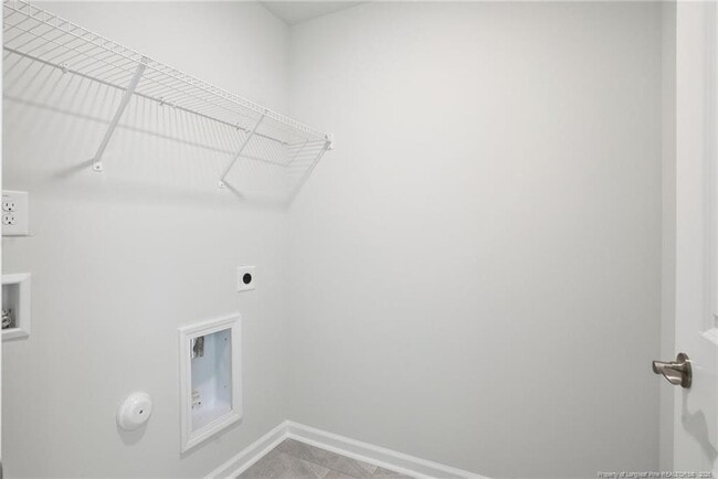 Building Photo - 1952 Dapple Dr