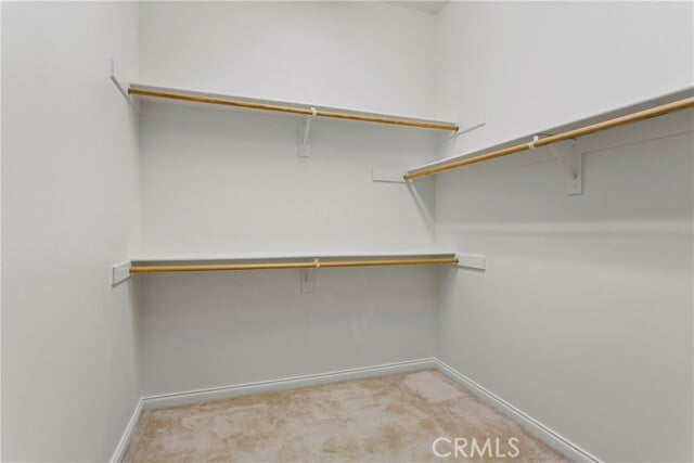Building Photo - 32 Talmont