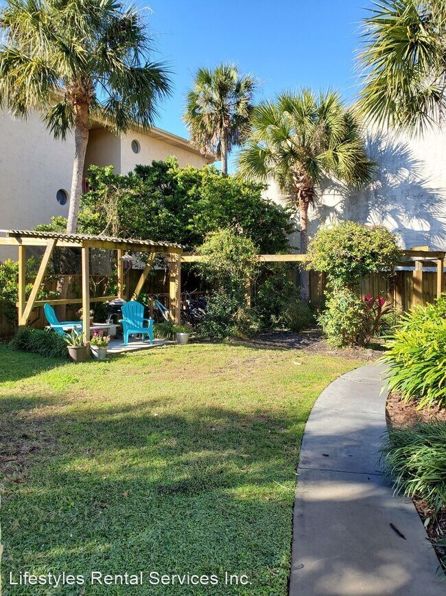 Building Photo - 1 br, 1 bath House - 530 2nd St #1