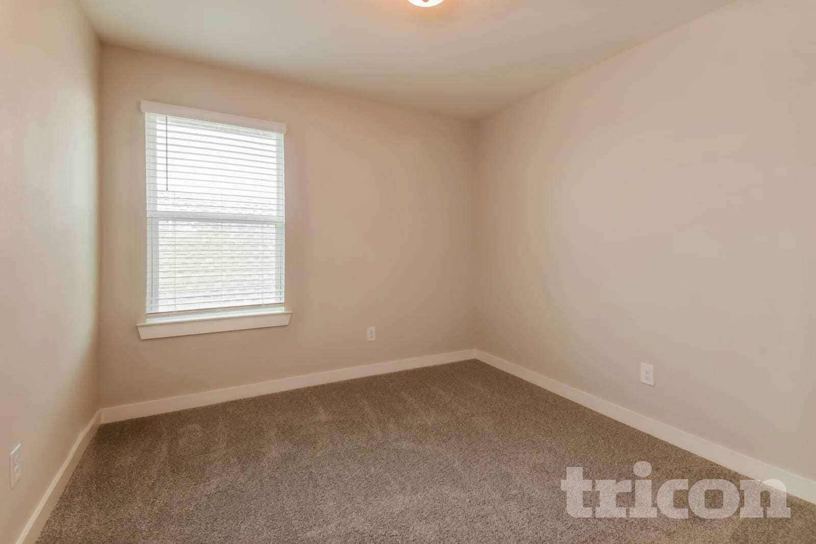 Building Photo - 2540 Finch Holw Dr