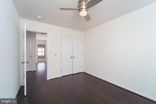 Building Photo - 23503 Adagio Terrace