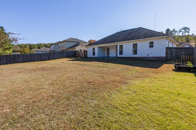 Building Photo - 413 Spurlin Ct
