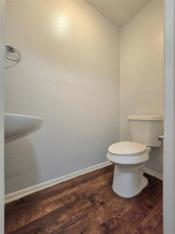 Building Photo - 5801 Shadydell Dr
