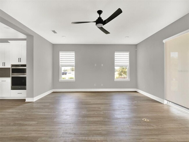 Building Photo - 13782 Grignard Aly