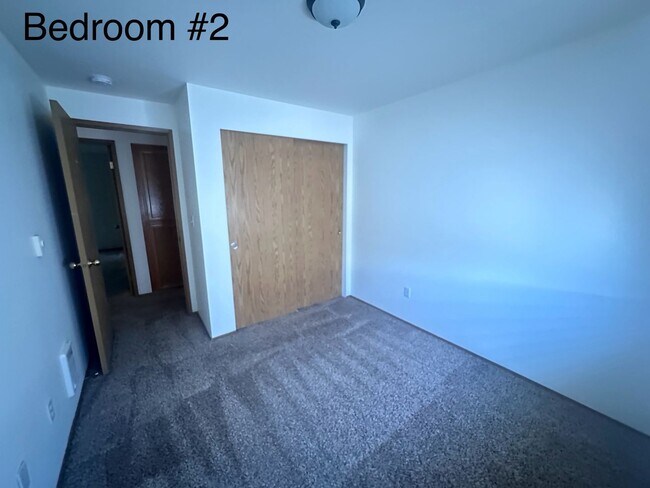 Building Photo - K74-LO Duplex