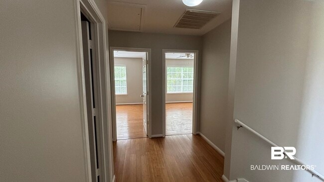 Building Photo - 1517 Regency Rd