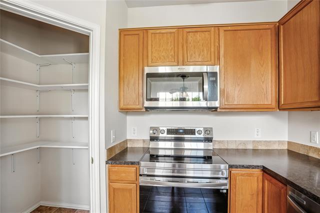 Building Photo - 8007 Ederville Cir