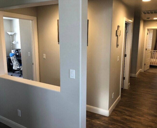 Building Photo - 1780 N Snowfield Pl