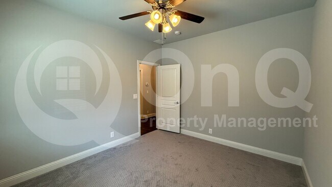 Building Photo - 1112 Snowbird Dr