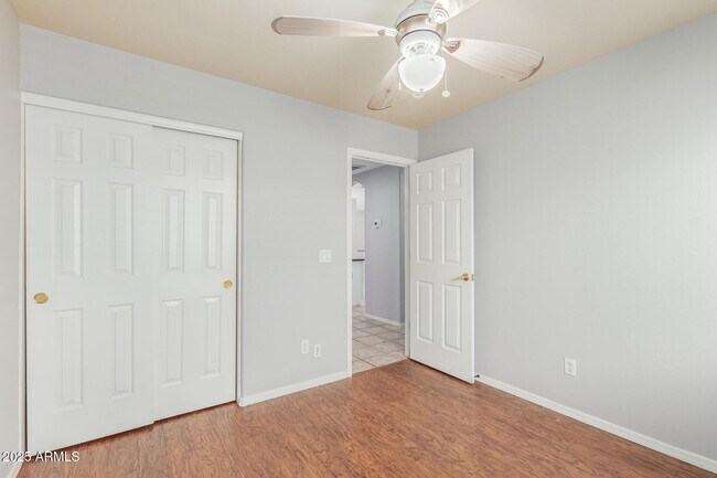 Building Photo - 8156 W Tonto Ln