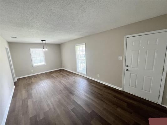 Building Photo - 2904 Alametos St SW