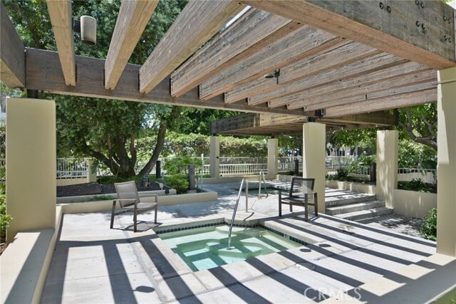 Building Photo - 600 W 9th St