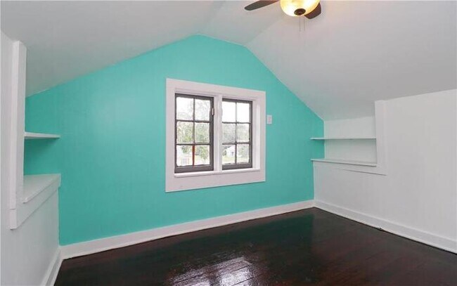 Building Photo - Charming, Updated 3-bedroom 2-bath home!!