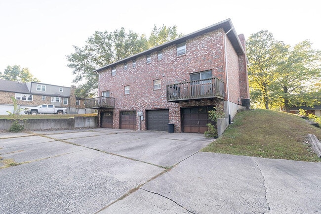 Building Photo - 3312 Belle Meade Dr