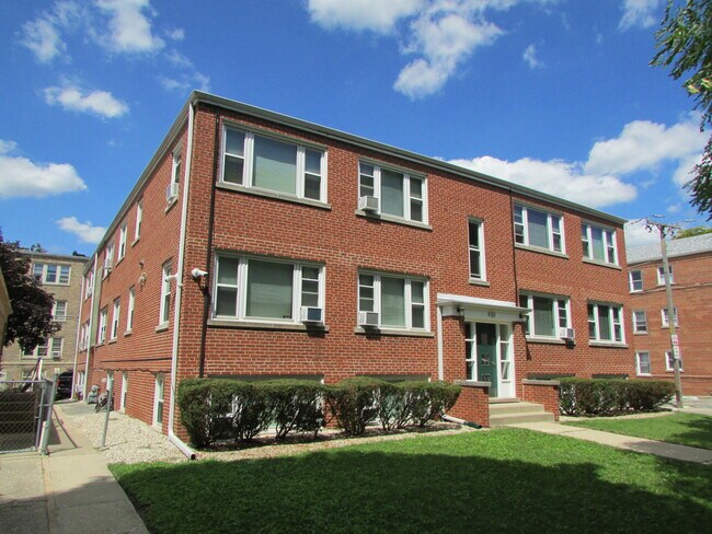 Building Photo - 430 Callan Ave