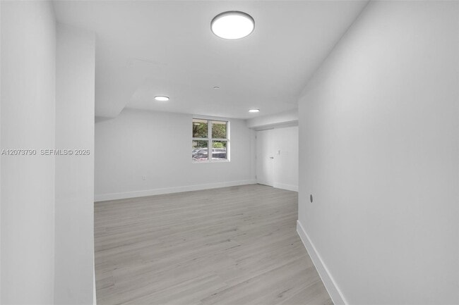Building Photo - 601 NE 23rd St