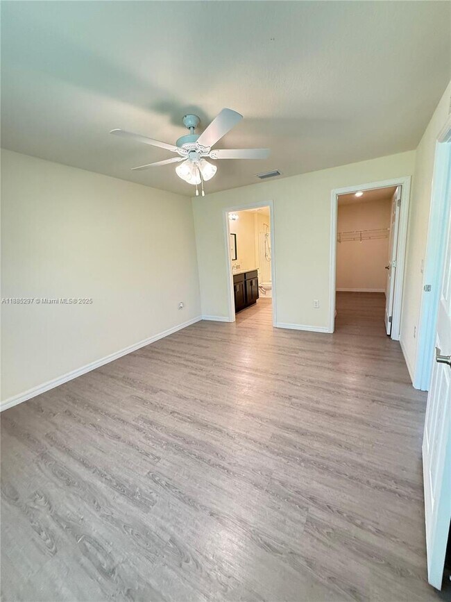 Building Photo - 1209 Banjo Ct